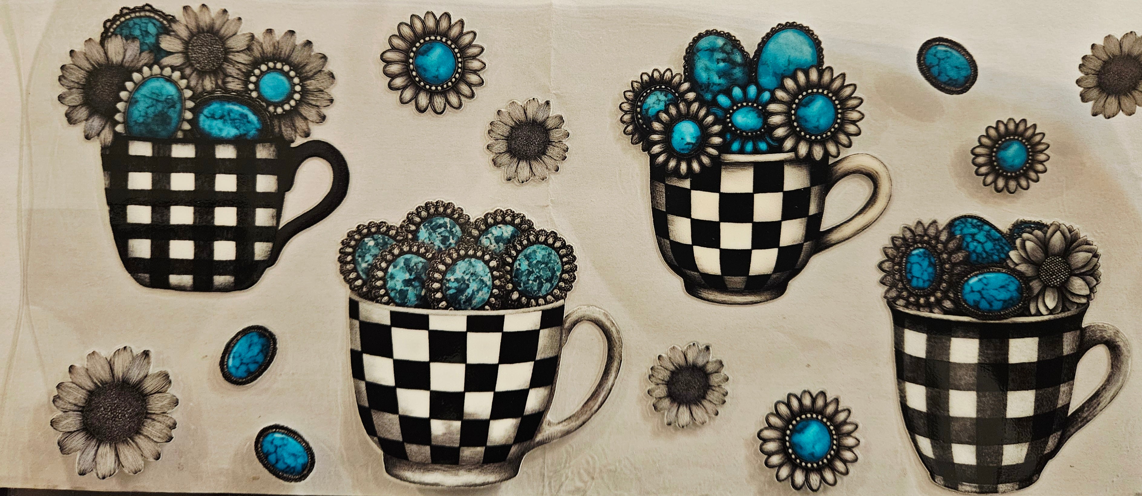 Cup Wrap -Checkered Cups